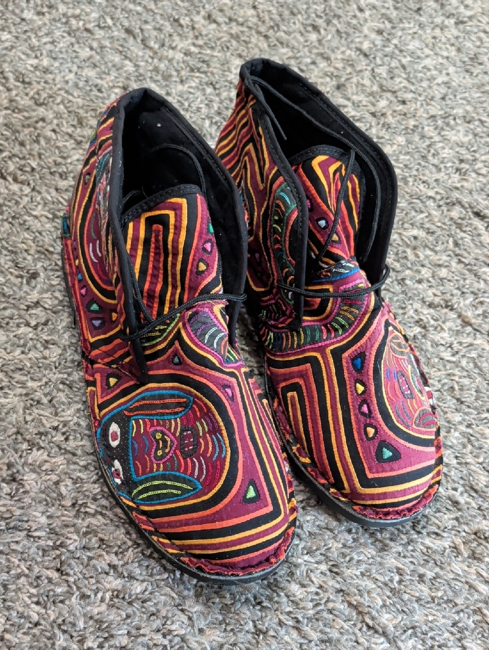 Colorful Embroidered Lace-Up Women's Boots - Multicolor